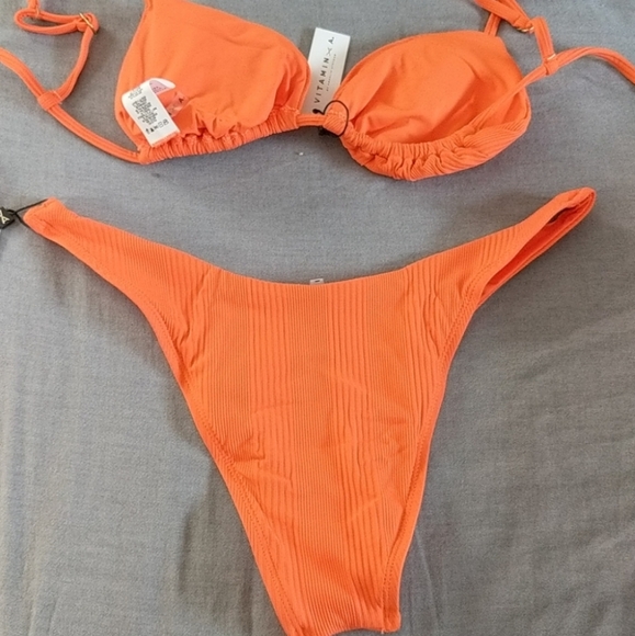Vitamin A Sol Bikini Top California Bottoms Bikini Set - Picture 5 of 6